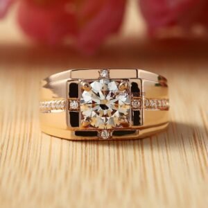 Élan Royale Ring