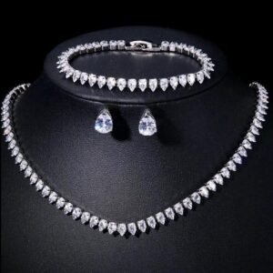 Crystal Teardrop Diamond Set